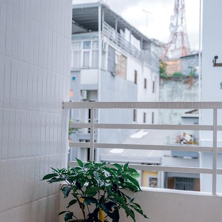 Adora Bui Vien Homestay Хошимін Екстер'єр фото