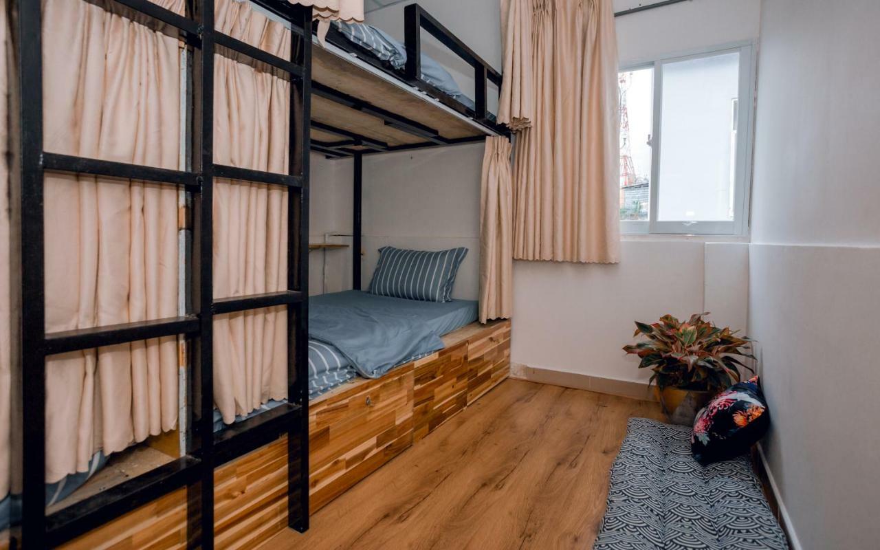 Adora Bui Vien Homestay Хошимін Екстер'єр фото