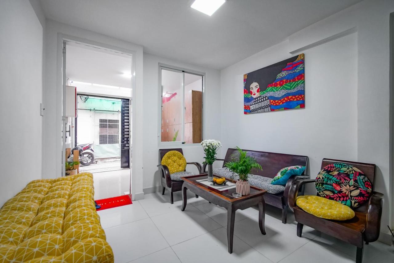Adora Bui Vien Homestay Хошимін Екстер'єр фото
