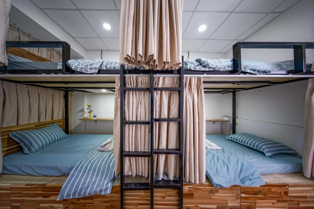 Adora Bui Vien Homestay Хошимін Екстер'єр фото